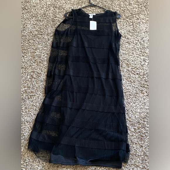 Little black dress with lining - Picture 4 of 9